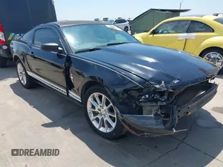2010 Ford Mustang V6 with VIN 1ZVBP8AN8A5142725, listed as a IAAI auction lot 42420186 with 202,100 mi miles and . Bid and sale history available at DreamBid. Image 1.