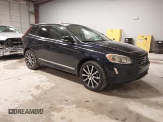 2016 Volvo XC60 T5 Drive-E Premier with VIN YV440MDK4G2853615, listed as a IAAI auction lot 41642524 with 173,852 mi miles. Bid and sale history available at carsss.com. Image 1.