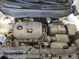 2021 Kia Seltos LX z VIN KNDEPCAA5M7172161, wystawiony jako Copart lot #83788445 z przebiegiem 74 676 mil mil oraz Szkoda całkowita • Salvage title. Historia ofert i sprzedaży dostępna na DreamBid. Obrazek 16.