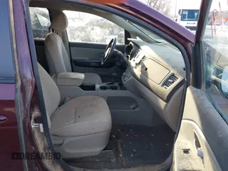 2016 Kia Sedona LX with VIN KNDMB5C17G6200149, listed as a IAAI auction lot 41308309 with 79,457 mi miles and . Bid and sale history available at carsss.com. Image 5.