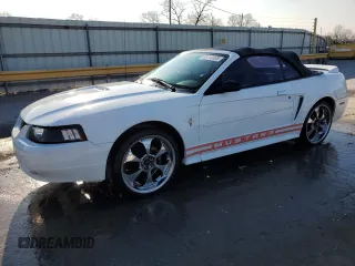 2000 Ford Mustang with VIN 1FAFP4447YF165830, listed as a Copart auction lot 48740405 with 217,792 mi miles and Salvage Title. Bid and sale history available at carsss.com. Image 1.