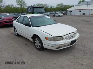 2004 Buick Regal LS with VIN 2G4WB52K941332654, listed as a IAAI auction lot 42106741 with 174,319 mi miles. Bid and sale history available at carsss.com. Image 1.