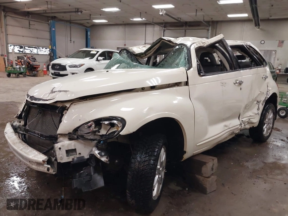 2008 Chrysler PT Cruiser Touring with VIN 3A8FY58BX8T186692, listed as a IAAI auction lot 41971978 with Not provided miles and . Bid and sale history available at DreamBid. Image 6.