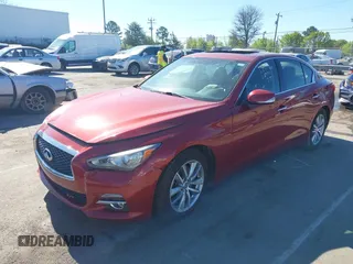 2015 Infiniti Q50 z VIN JN1BV7AR6FM420284, wystawiony jako IAAI lot #41795605 z przebiegiem 160 353 mil mil oraz . Historia ofert i sprzedaży dostępna na DreamBid. Obrazek 2.