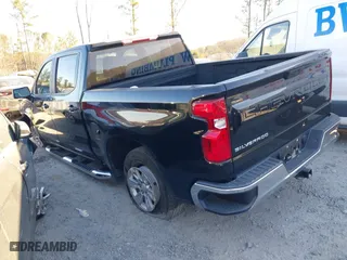 2019 Chevrolet Silverado 1500 LT with VIN 3GCPWCEK9KG135825, listed as a IAAI auction lot 41694390 with 40,267 mi miles. Bid and sale history available at carsss.com. Image 3.