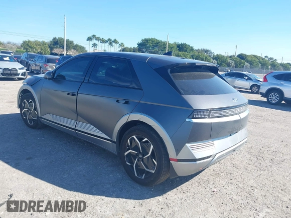 2024 Hyundai Ioniq 5 Limited z VIN KM8KR4DE2RU253057, wystawiony jako IAAI lot #41444014 z przebiegiem 6 185 mil mil oraz . Historia ofert i sprzedaży dostępna na DreamBid. Obrazek 3.