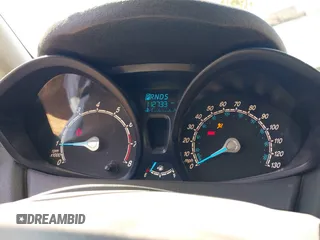 2015 Ford Fiesta S с VIN 3FADP4AJXFM190851, выставлен на аукционе IAAI как лот 42139415 с пробегом 112 733 миль миль и . История ставок и продаж доступна на DreamBid. Изображение 7.
