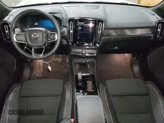 2023 Volvo C40 Ultimate с VIN YV4ED3GM2P2049667, выставлен на аукционе Copart как лот 48086045 с пробегом 7 830 миль миль и Чистый • Clean title. История ставок и продаж доступна на DreamBid. Изображение 8.