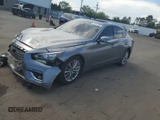 2019 Infiniti Q50 Luxe z VIN JN1EV7AR6KM555451, wystawiony jako Copart lot #60491985 z przebiegiem 122 758 mil mil oraz Szkoda całkowita • Salvage title. Historia ofert i sprzedaży dostępna na DreamBid. Obrazek 1.