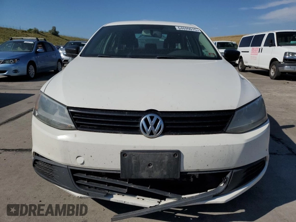 2013 Volkswagen Jetta S with VIN 3VW2K7AJ2DM266249, listed as a Copart auction lot 64699015 with 174,763 mi miles and Clean title. Bid and sale history available at DreamBid. Image 5.