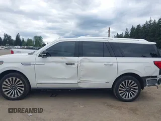 2020 Lincoln Navigator Reserve z VIN 5LMJJ3LT3LEL05128, wystawiony jako IAAI lot #42177716 z przebiegiem 54 175 mil mil oraz . Historia ofert i sprzedaży dostępna na DreamBid. Obrazek 15.