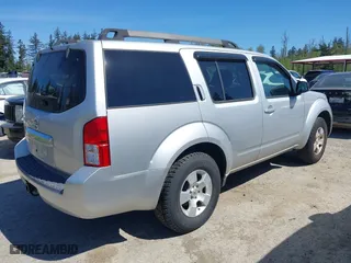 2008 Nissan Pathfinder LE with VIN 5N1AR18B98C624083, listed as a IAAI auction lot 42069981 with 163,678 mi miles. Bid and sale history available at carsss.com. Image 4.