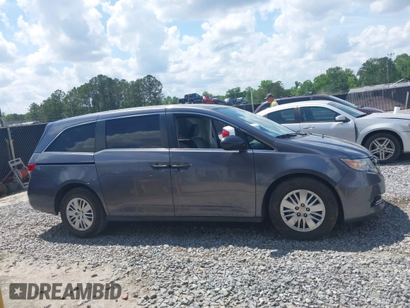 2014 Honda Odyssey LX с VIN 5FNRL5H2XEB094964, выставлен на аукционе IAAI как лот 42131411 с пробегом 175 825 миль миль и . История ставок и продаж доступна на DreamBid. Изображение 13.