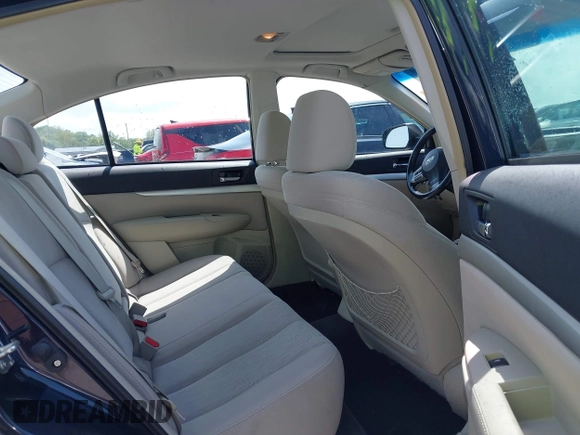 2013 Subaru Legacy Premium z VIN 4S3BMBG68D3019421, wystawiony jako IAAI lot #42097119 z przebiegiem 106 087 mil mil oraz . Historia ofert i sprzedaży dostępna na DreamBid. Obrazek 8.