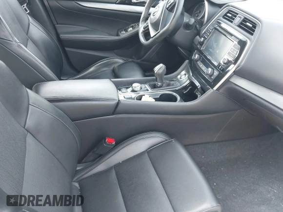 2018 Nissan Maxima S z VIN 1N4AA6APXJC360916, wystawiony jako IAAI lot #41543171 z przebiegiem 51 711 mil mil oraz . Historia ofert i sprzedaży dostępna na DreamBid. Obrazek 5.