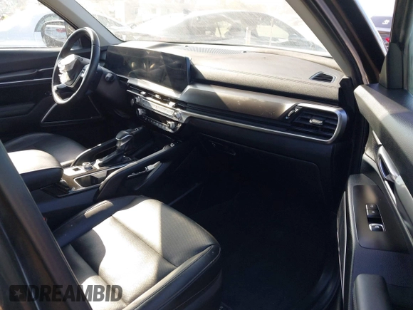 2023 Kia Telluride S with VIN 5XYP6DGC3PG359562, listed as a IAAI auction lot 42675786 with 46,681 mi miles and . Bid and sale history available at DreamBid. Image 5.