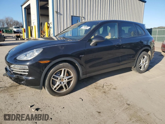 2014 Porsche Cayenne Diesel z VIN WP1AF2A21ELA44835, wystawiony jako Copart lot #47363865 z przebiegiem 120 036 mil mil oraz Szkoda całkowita • Salvage title. Historia ofert i sprzedaży dostępna na DreamBid. Obrazek 1.