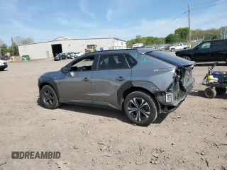 2024 Subaru Solterra Limited z VIN JTMABABA3RA048190, wystawiony jako Copart lot #54700725 z przebiegiem 7 837 mil mil oraz Szkoda całkowita • Salvage title. Historia ofert i sprzedaży dostępna na DreamBid. Obrazek 2.
