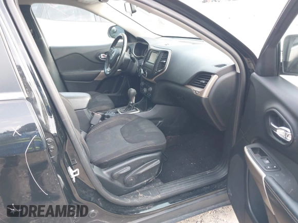 2017 Jeep Cherokee Latitude with VIN 1C4PJLCB9HD219392, listed as a IAAI auction lot 42353046 with 186,500 mi miles and . Bid and sale history available at DreamBid. Image 5.