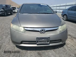 2008 Honda Civic LX z VIN 2HGFA16508H308536, wystawiony jako Copart lot #59589985 z przebiegiem 172 884 mil mil oraz Czysty tytuł • Clean title. Historia ofert i sprzedaży dostępna na DreamBid. Obrazek 5.