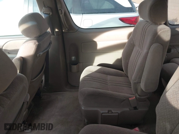 2003 Toyota Sienna CE with VIN 4T3ZF19C93U536843, listed as a IAAI auction lot 41175495 with 170,323 mi miles. Bid and sale history available at carsss.com. Image 8.