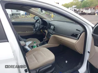 2017 Hyundai Elantra Limited z VIN 5NPD84LF8HH117065, wystawiony jako IAAI lot #42160413 z przebiegiem 107 525 mil mil oraz . Historia ofert i sprzedaży dostępna na DreamBid. Obrazek 5.