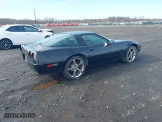 1992 Chevrolet Corvette with VIN 1G1YY23P4N5115915, listed as a IAAI auction lot 41460625 with 1 mi miles. Bid and sale history available at carsss.com. Image 4.