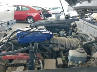2004 Toyota Tundra Limited с VIN 5TBET38154S438276, выставлен на аукционе IAAI как лот 42726116 с пробегом 115 644 миль миль и . История ставок и продаж доступна на DreamBid. Изображение 19.