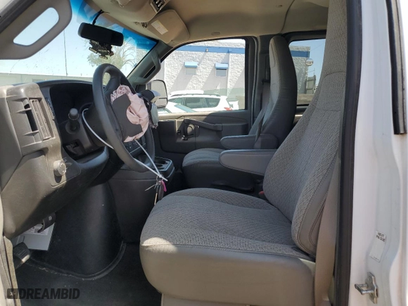 2018 Chevrolet Express Passenger LT with VIN 1GAZGPFG7J1314796, listed as a Copart auction lot 54323524 with 0 mi miles and Salvage Title. Bid and sale history available at carsss.com. Image 7.