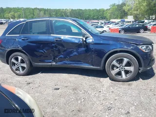 2021 Mercedes-Benz GLC with VIN W1N0G8DB5MF956513, listed as a IAAI auction lot 41979023 with 27,405 mi miles. Bid and sale history available at carsss.com. Image 13.