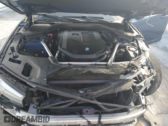 2021 BMW 5 Series 540i with VIN WBA53BJ09MCF41902, listed as a Copart auction lot 42562425 with 71,719 mi miles and Clean Title. Bid and sale history available at DreamBid. Image 11.