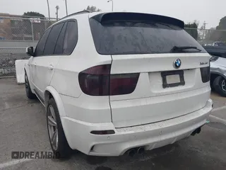 2010 BMW X5 M with VIN 5YMGY0C52ALK25509, listed as a IAAI auction lot 41227049 with 1 mi miles. Bid and sale history available at carsss.com. Image 3.