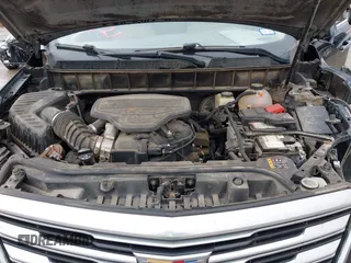 2017 Cadillac XT5 Luxury FWD with VIN 1GYKNBRS6HZ159892, listed as a IAAI auction lot 42159721 with 163,856 mi miles and . Bid and sale history available at DreamBid. Image 10.