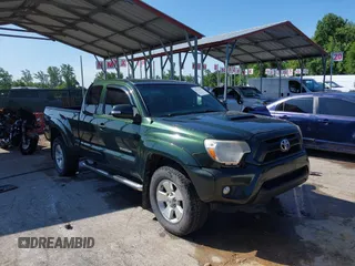 2012 Toyota Tacoma z VIN 5TFUU4EN5CX027742, wystawiony jako IAAI lot #42376637 z przebiegiem 179 404 mil mil oraz . Historia ofert i sprzedaży dostępna na DreamBid. Obrazek 1.