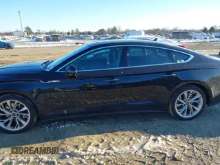 2022 Audi A5 Sportback Premium Plus z VIN WAUCBCF54NA032542, wystawiony jako IAAI lot #41227978 z przebiegiem 42 344 mil mil oraz . Historia ofert i sprzedaży dostępna na DreamBid. Obrazek 15.