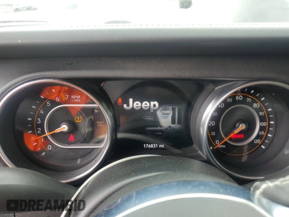 2020 Jeep Gladiator Overland with VIN 1C6HJTFG1LL172604, listed as a Copart auction lot 59883565 with 176,831 mi miles and Salvage title. Bid and sale history available at DreamBid. Image 9.
