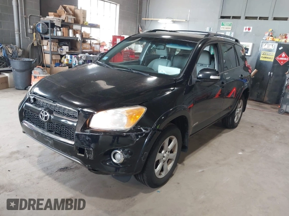 2012 Toyota RAV4 Limited z VIN 2T3DF4DV1CW202567, wystawiony jako IAAI lot #42537078 z przebiegiem 122 548 mil mil oraz . Historia ofert i sprzedaży dostępna na DreamBid. Obrazek 17.