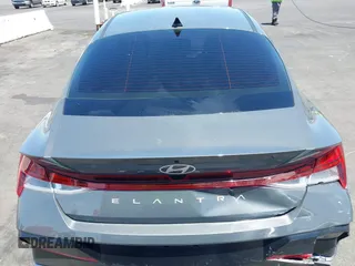 2024 Hyundai Elantra SEL with VIN KMHLS4DG3RU795634, listed as a IAAI auction lot 42506655 with 19,443 mi miles and . Bid and sale history available at DreamBid. Image 16.