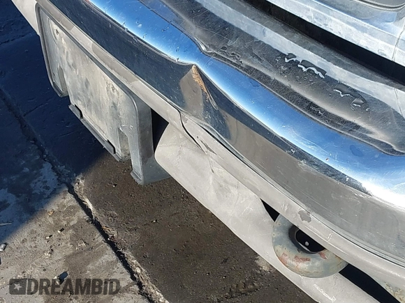 1999 Ford F-250 XL с VIN 1FTNW20F1XEE92264, выставлен на аукционе IAAI как лот 41548846 с пробегом 368 756 миль миль и . История ставок и продаж доступна на DreamBid. Изображение 6.