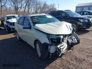 2010 Ford Focus SEL with VIN 1FAHP3HN4AW154229, listed as a IAAI auction lot 41803363 with 183,869 mi miles. Bid and sale history available at carsss.com. Image 1.
