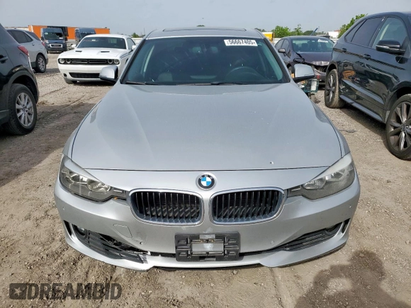 2014 BMW 3 Series 328i z VIN WBA3A5G57ENP31508, wystawiony jako Copart lot #56667405 z przebiegiem 90 611 mil mil oraz Szkoda całkowita • Salvage title. Historia ofert i sprzedaży dostępna na DreamBid. Obrazek 5.