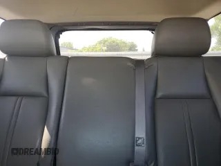 2005 Jeep Grand Cherokee Laredo with VIN 1J4GR48KX5C565762, listed as a Copart auction lot 63080115 with 122,349 mi miles and Salvage title. Bid and sale history available at DreamBid. Image 10.
