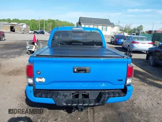 2021 Toyota Tacoma SR z VIN 3TYCZ5AN7MT008274, wystawiony jako IAAI lot #42091508 z przebiegiem 59 371 mil mil oraz . Historia ofert i sprzedaży dostępna na DreamBid. Obrazek 17.