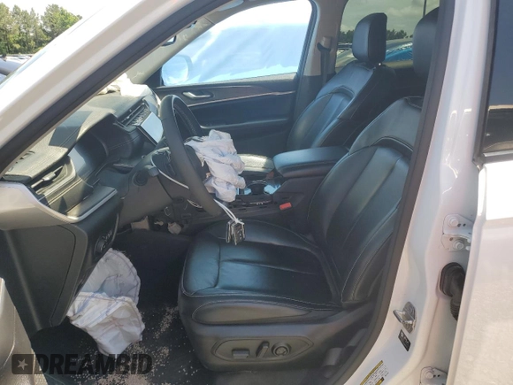 2023 Jeep Grand Cherokee Limited with VIN 1C4RJKBG5P8701249, listed as a Copart auction lot 53721775 with 42,389 mi miles and Salvage title. Bid and sale history available at DreamBid. Image 7.