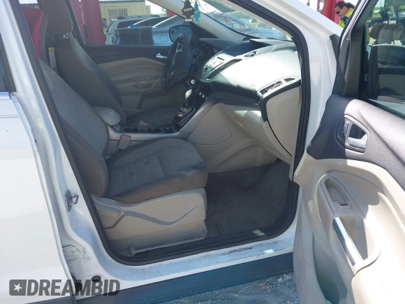 2013 Ford Escape SE with VIN 1FMCU0GX1DUB71466, listed as a IAAI auction lot 42329136 with 103,763 mi miles and . Bid and sale history available at DreamBid. Image 5.