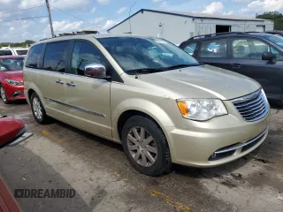 2011 Chrysler Town & Country Touring L with VIN 2A4RR8DG9BR798889, listed as a Copart auction lot 70291314 with Not Provided miles and Clean Title. Bid and sale history available at DreamBid. Image 4.