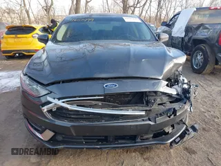2018 Ford Fusion SE with VIN 3FA6P0T95JR105382, listed as a IAAI auction lot 41637499 with 35,516 mi miles and . Bid and sale history available at carsss.com. Image 12.