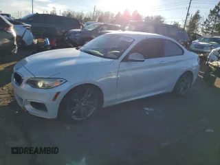2014 BMW 2 Series M235i with VIN WBA1J7C59EVW84975, listed as a Copart auction lot 81558164 with 92,433 mi miles and Salvage Title. Bid and sale history available at carsss.com. Image 1.