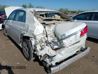 2012 Toyota Avalon with VIN 4T1BK3DB3CU469110, listed as a IAAI auction lot 42222342 with 60,054 mi miles and . Bid and sale history available at DreamBid. Image 6.