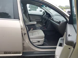2008 Ford Taurus SEL z VIN 1FAHP24WX8G150859, wystawiony jako IAAI lot #42367646 z przebiegiem 176 656 mil mil oraz . Historia ofert i sprzedaży dostępna na DreamBid. Obrazek 5.